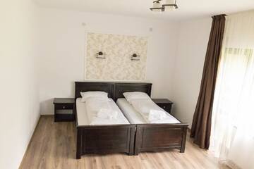 Фото номера Двухместный номер с 1 кроватью Гостевой дом Casa Valea Cernei г. Isverna 9