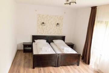 Фото номера Двухместный номер с 1 кроватью Гостевой дом Casa Valea Cernei г. Isverna 15